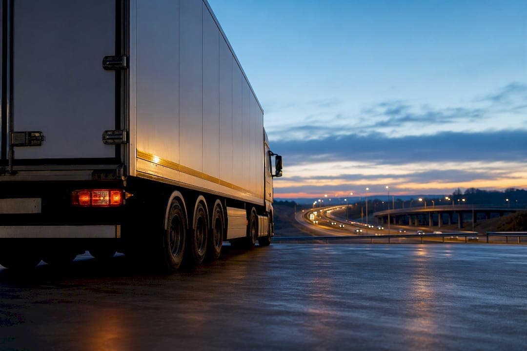 Stop Overpaying: UK Haulage Rates 2026, RHA Shows £2.98 Per Mile